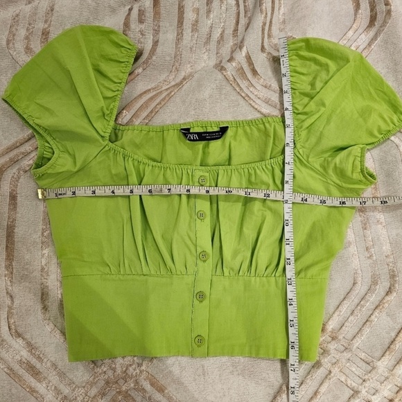 NWOT Zara Puff Sleeve Cropped Blouse M Bright Green - Picture 6 of 6
